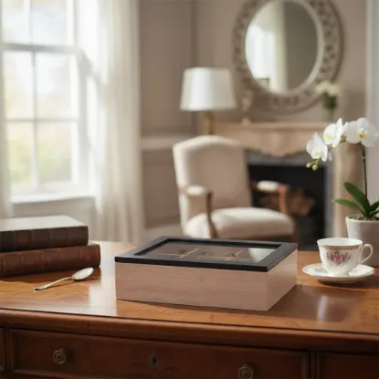 Imagen de Caja de madera con tapa de vidrio