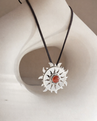 Imagen de Collar Sol – Plata 925 y Cornalina